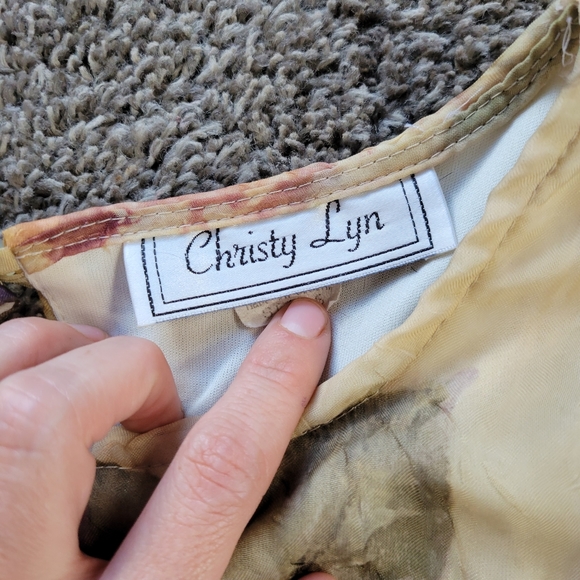 Christy LynnVintage Brown Textured Floral Romantic Maxi Dress Size 6 - Picture 5 of 16